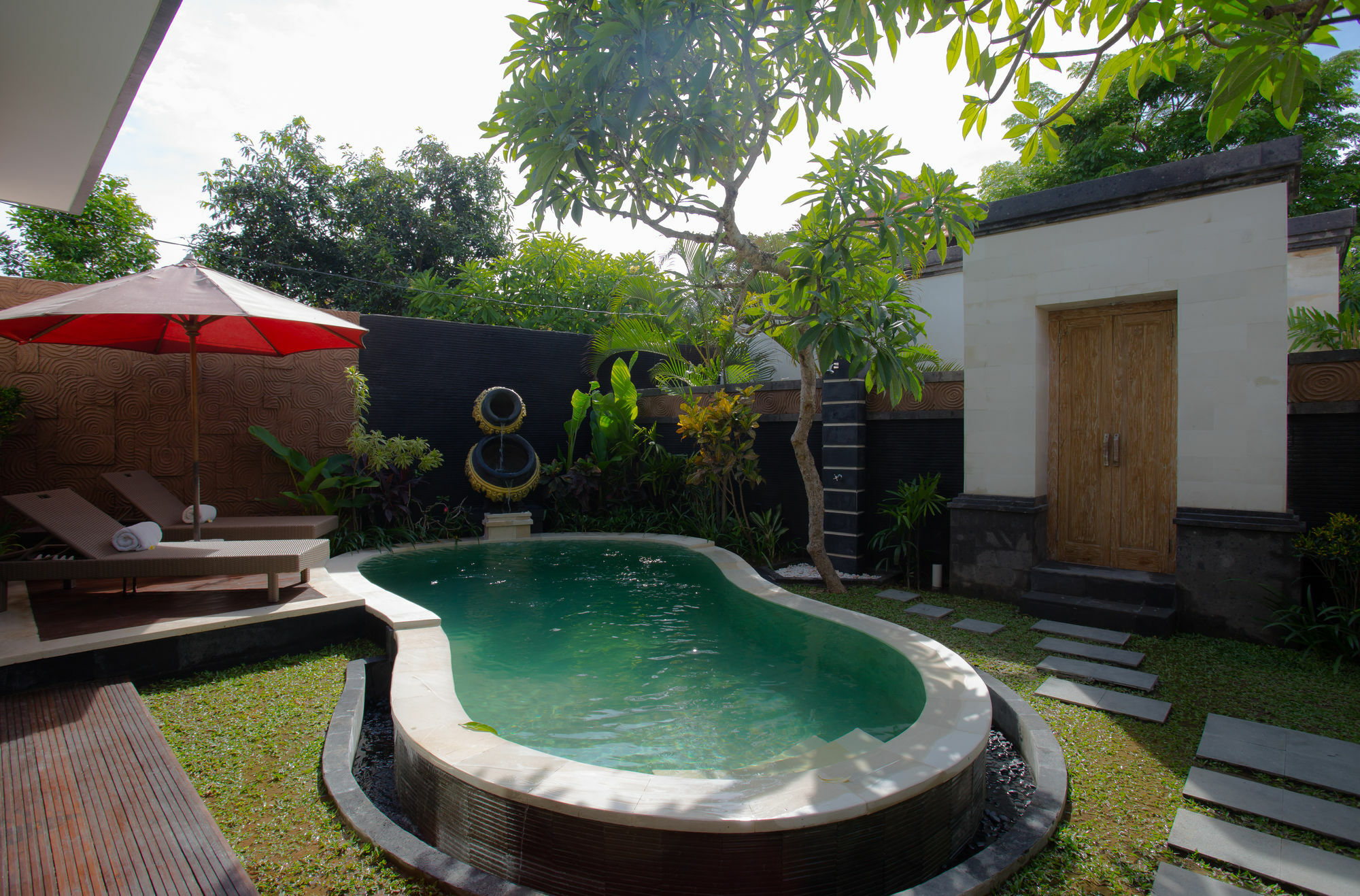 Kayu Suar Bali Luxury Villas & Spa Sanur Exterior foto